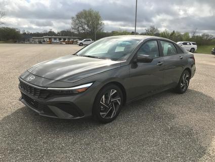 2025 Hyundai Elantra Enterprise AL