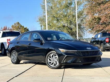 2024 Hyundai Elantra Daphne AL