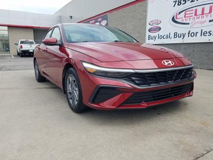 2024 Hyundai Elantra Topeka KS