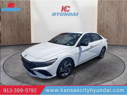 2025 Hyundai Elantra Merriam KS