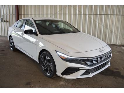 2025 Hyundai Elantra Manhattan KS