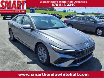 2024 Hyundai Elantra White Hall AR