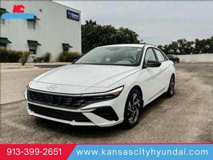 2025 Hyundai Elantra Merriam KS