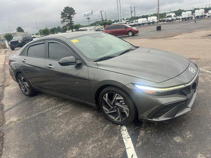 2025 Hyundai Elantra Memphis TN
