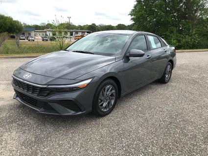 2024 Hyundai Elantra Enterprise AL