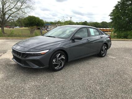 2025 Hyundai Elantra Enterprise AL