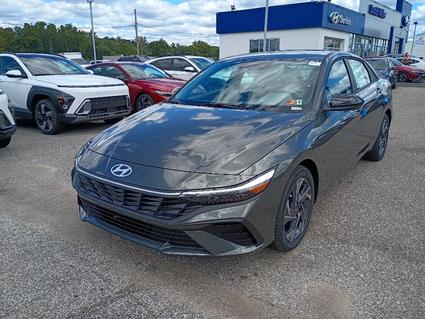 2025 Hyundai Elantra Huntington WV