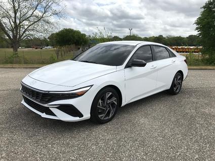 2025 Hyundai Elantra Enterprise AL