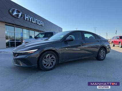 2024 Hyundai Elantra Manhattan KS