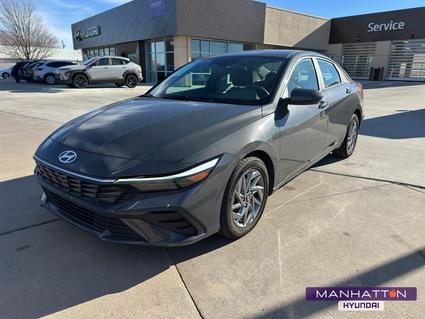 2024 Hyundai Elantra Manhattan KS