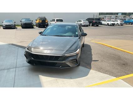 2025 Hyundai Elantra Evansville IN