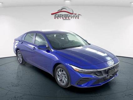 2024 Hyundai Elantra Lawrence KS