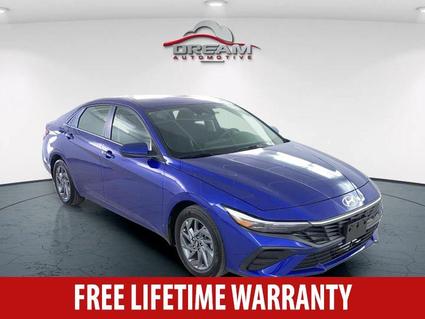 2024 Hyundai Elantra Lawrence KS