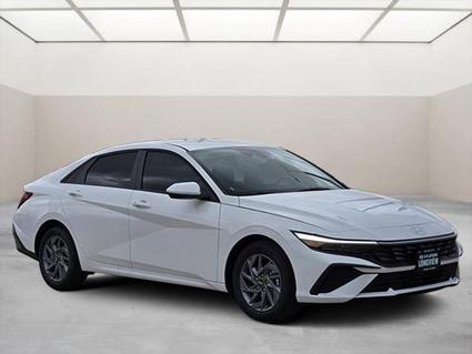 2026 Hyundai Elantra Hybrid Longview TX