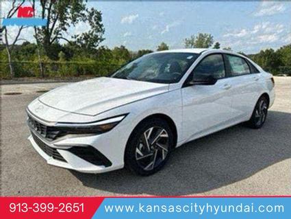 2025 Hyundai Elantra HEV Merriam KS