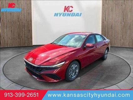 2025 Hyundai Elantra HEV Merriam KS