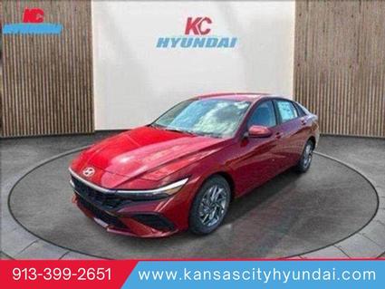 2025 Hyundai Elantra HEV Merriam KS
