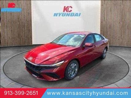 2025 Hyundai Elantra HEV Merriam KS