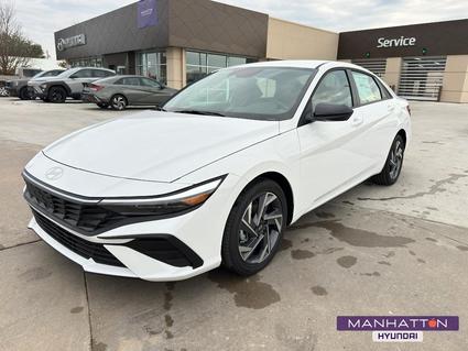 2025 Hyundai Elantra HEV Manhattan KS
