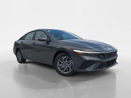 2025 Hyundai Elantra HEV Knoxville TN