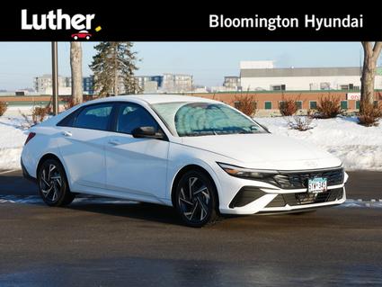 2025 Hyundai Elantra Hybrid Minneapolis MN