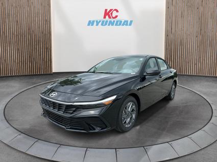 2025 Hyundai Elantra HEV Merriam KS