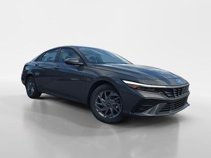 2025 Hyundai Elantra HEV Knoxville TN