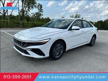 2025 Hyundai Elantra HEV Merriam KS