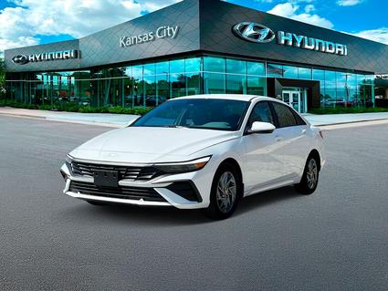2025 Hyundai Elantra HEV Merriam KS