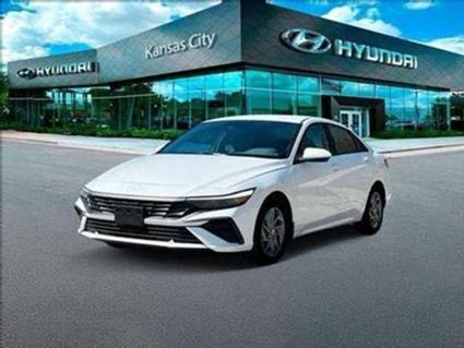 2025 Hyundai Elantra HEV Merriam KS