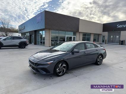 2024 Hyundai Elantra Hybrid Manhattan KS