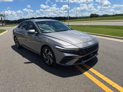 2024 Hyundai Elantra Enterprise AL