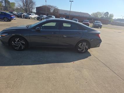 2025 Hyundai Elantra Starkville MS