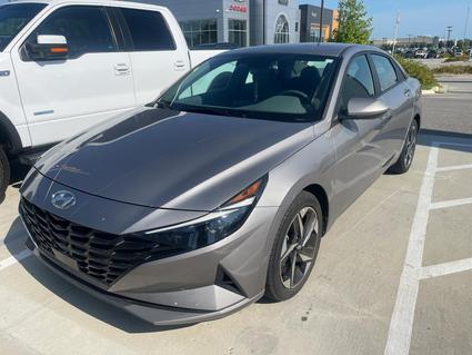 2023 Hyundai Elantra Merriam KS