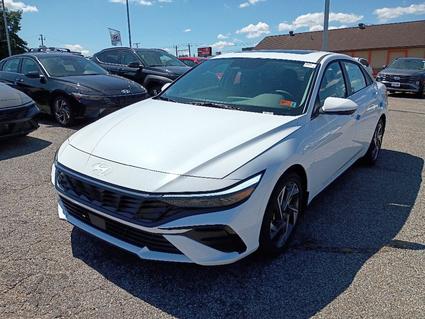 2025 Hyundai Elantra Huntington WV