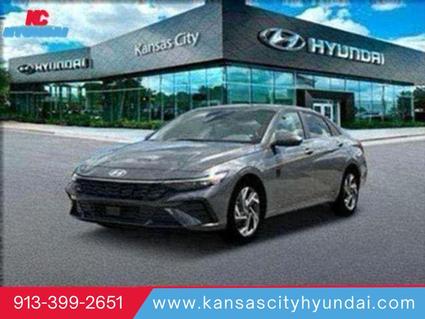 2025 Hyundai Elantra Merriam KS