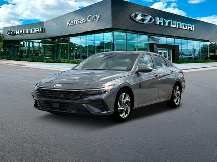 2025 Hyundai Elantra Merriam KS