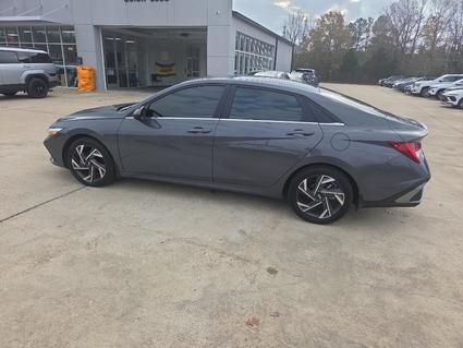 2024 Hyundai Elantra Starkville MS