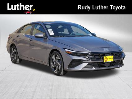 2025 Hyundai Elantra Minneapolis MN