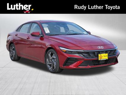 2025 Hyundai Elantra Minneapolis MN