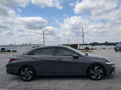 2025 Hyundai Elantra Winder GA