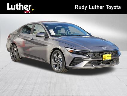 2025 Hyundai Elantra Minneapolis MN