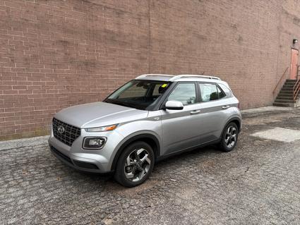 2025 Hyundai Venue Merriam KS