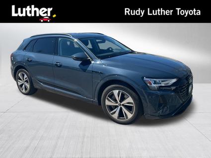 2024 Audi Q8 e-tron Minneapolis MN
