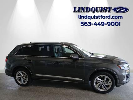 2024 Audi Q7 Bettendorf IA