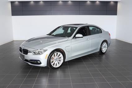 2017 BMW 3 series  
