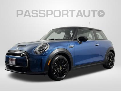 2023 MINI SE Hardtop Gaithersburg MD