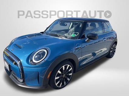 2024 MINI SE Hardtop Gaithersburg MD
