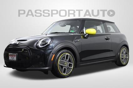 2024 MINI SE Hardtop Gaithersburg MD
