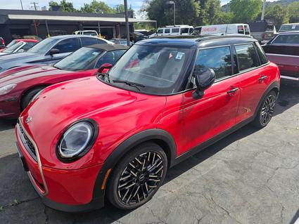 2026 MINI Hardtop Thousand Oaks CA